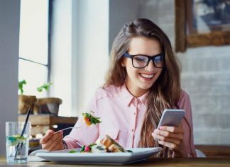 10 Things Restaurants Should Consider When Using Social Media